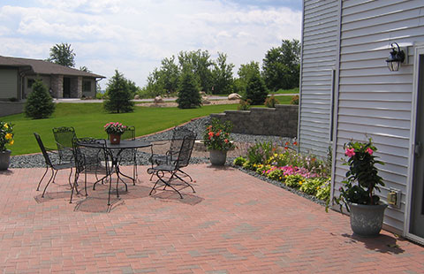 landscaping hudson WI